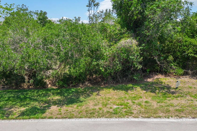 Incredible building opportunity on this nearly one-acre homesite - Beach Lot for sale in Marco Island, Florida on Beachhouse.com