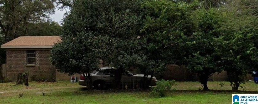 Great opportunity in the heart of Mobile, Alabama! This - Beach Home for sale in Mobile, Alabama on Beachhouse.com