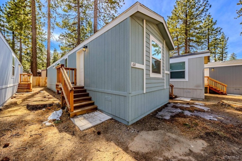 Brand New 2 bedroom 2 bath 746 square foot manufactured home in - Beach Home for sale in South Lake Tahoe, California on Beachhouse.com