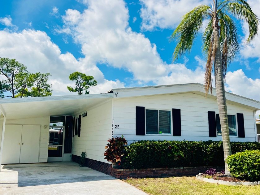 Welcome to this charming 2-bedroom, 2-bath home located in the - Beach Home for sale in North Fort Myers, Florida on Beachhouse.com