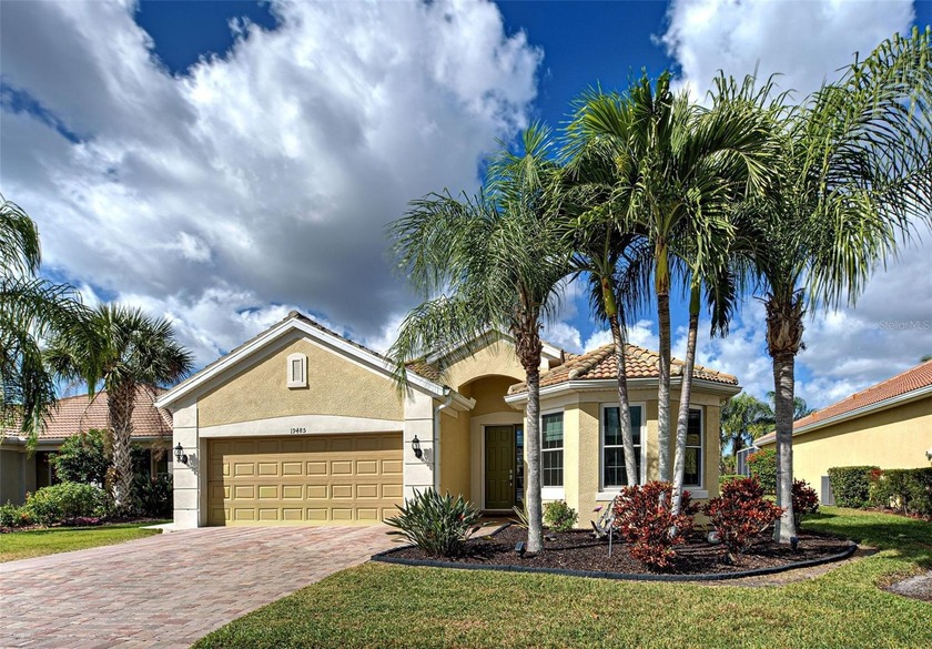 Don't let this stunning Vernon Hill model residence in the - Beach Home for sale in Venice, Florida on Beachhouse.com