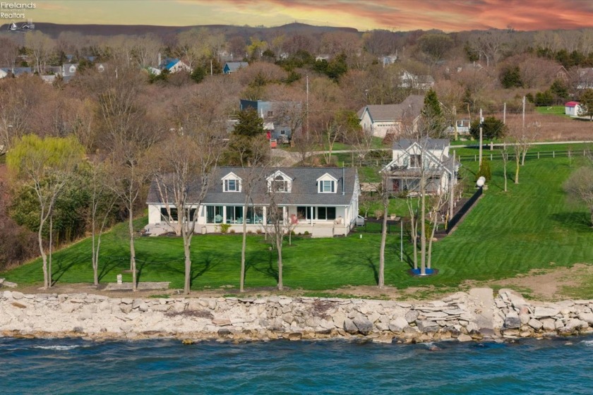 A DREAM Retreat nestled on Kelley's Island with 2.48 acres! This - Beach Home for sale in Kelleys Island, Ohio on Beachhouse.com
