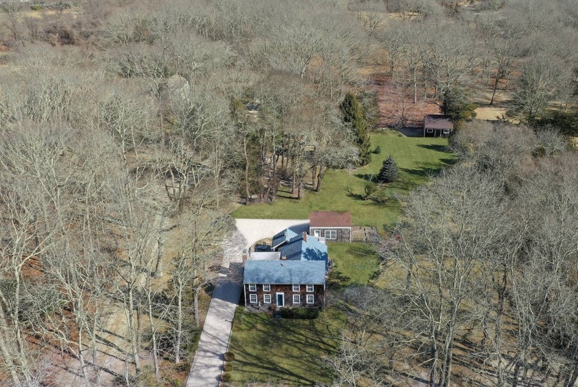 Updated historic home on 6.72 +/- acres near East Hampton - Beach Home for sale in East Hampton, New York on Beachhouse.com