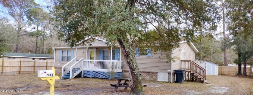 This newly renovated, spacious mobile home is one you will not - Beach Home for sale in Ocean Isle Beach, North Carolina on Beachhouse.com