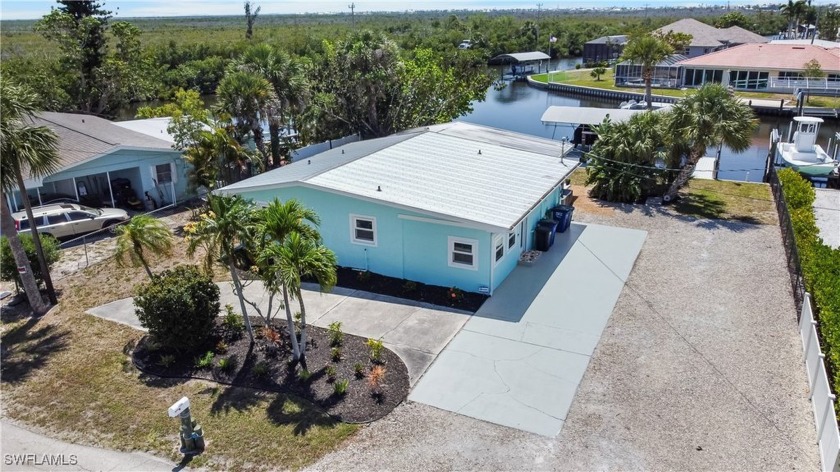 Look no further! This stunning Gulf-access home in Matlacha - Beach Home for sale in Matlacha, Florida on Beachhouse.com