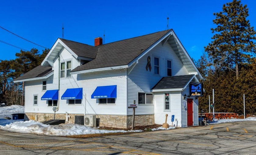 Excellent commercial opportunity in the Town of Jacksonport with - Beach Commercial for sale in Sturgeon Bay, Wisconsin on Beachhouse.com