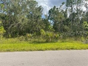 This spacious vacant lot is ready for your new home or - Beach Lot for sale in North Port, Florida on Beachhouse.com