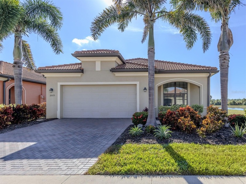 Under contract-accepting backup offers. Welcome to this - Beach Home for sale in Venice, Florida on Beachhouse.com