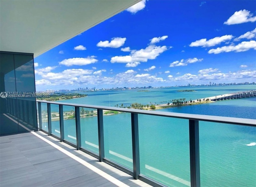 Spacious 2 bedroom and 2 bathroom apartment with direct ocean - Beach Condo for sale in Miami, Florida on Beachhouse.com