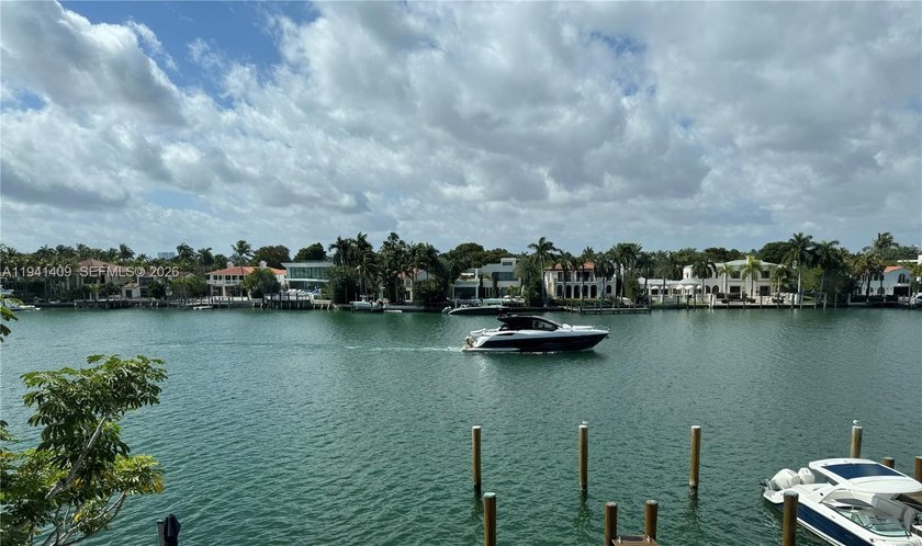 Brand new unit. Renovated with high-end finishes throughout. It - Beach Condo for sale in Miami Beach, Florida on Beachhouse.com