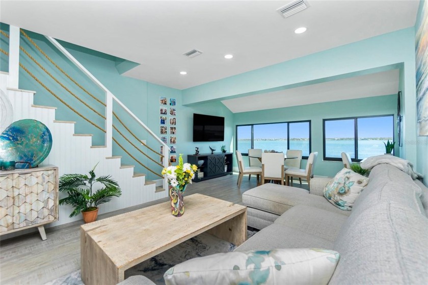 ***MAJOR PRICE IMPROVEMENT***DONT MISS THIS GORGEOUS 3/3 WATER - Beach Condo for sale in Englewood, Florida on Beachhouse.com
