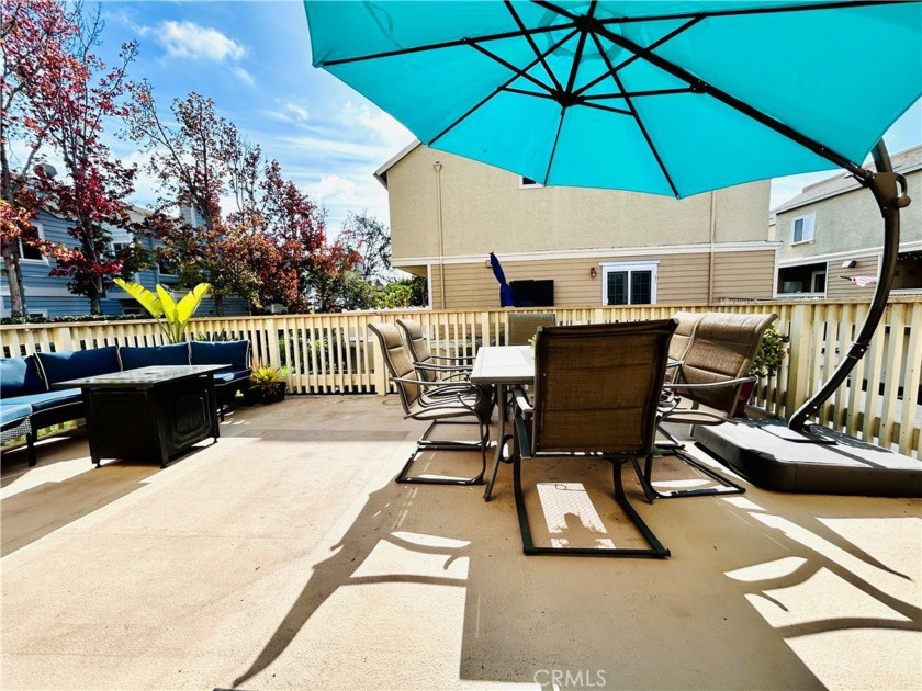 *One of a kind* Welcome to this stunning Costa Mesa 2 bedroom 2 - Beach Condo for sale in Costa Mesa, California on Beachhouse.com