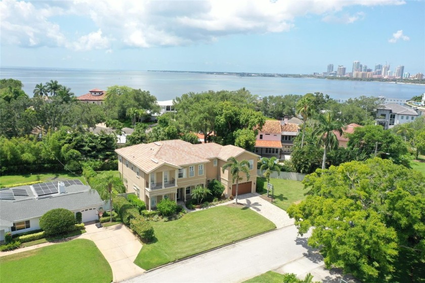 Beautiful, 5 bedroom  home built in 2007. Prime Snell Isle - Beach Home for sale in St. Petersburg, Florida on Beachhouse.com