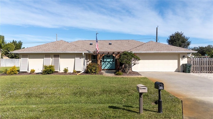 Welcome to Overbrook Gardens, a waterfront community with a - Beach Home for sale in Englewood, Florida on Beachhouse.com