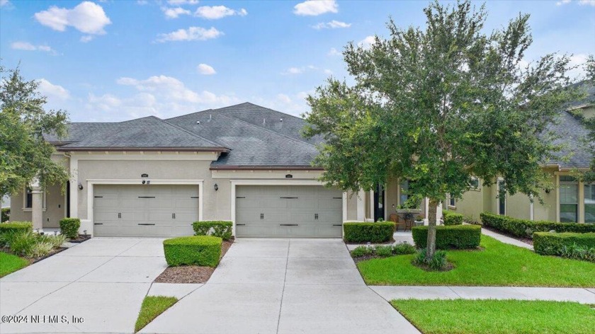 This beautifully maintained home located in the gated community - Beach Townhome/Townhouse for sale in Jacksonville, Florida on Beachhouse.com