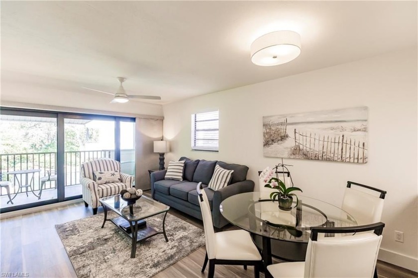 Welcome to your slice of paradise! This stunning top-floor - Beach Home for sale in Naples, Florida on Beachhouse.com