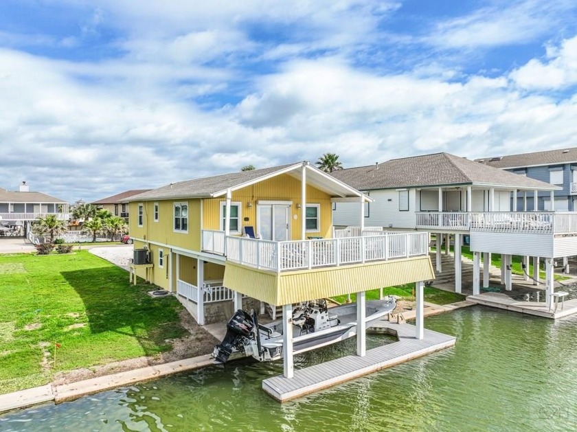 Enjoy the canal breezes in Jamaica Beach and enjoy sunsets on - Beach Home for sale in Jamaica Beach, Texas on Beachhouse.com