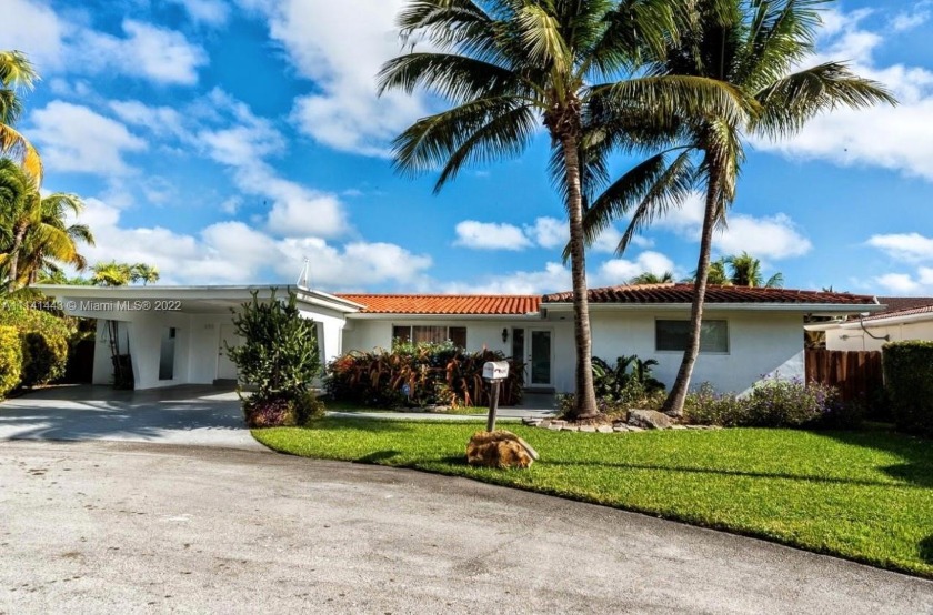 This cul-de-sac home is situated in a very desirable lot, 140 ft - Beach Home for sale in North Miami Beach, Florida on Beachhouse.com