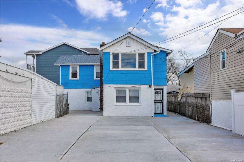 Welcome to this stunning, fully renovated family home nestled in - Beach Home for sale in Arverne, New York on Beachhouse.com