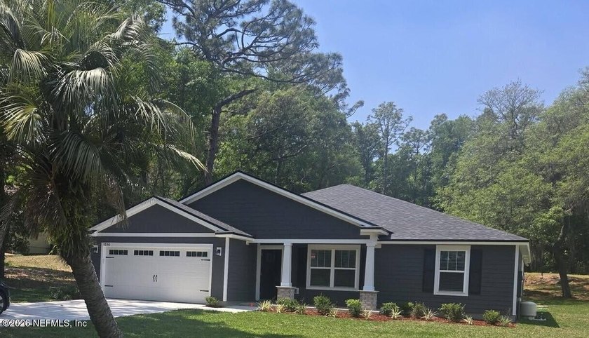 Beautiful 4/2 home with an office space, and covered lanai, with - Beach Home for sale in Jacksonville, Florida on Beachhouse.com