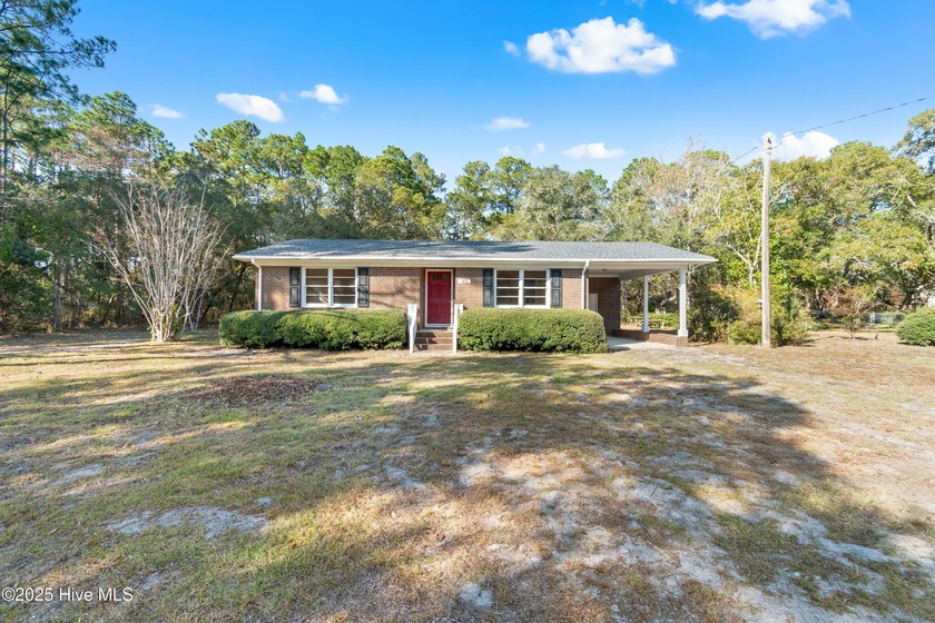 Looking for peace & quiet w/ room to spread out, less than 10 - Beach Home for sale in Supply, North Carolina on Beachhouse.com
