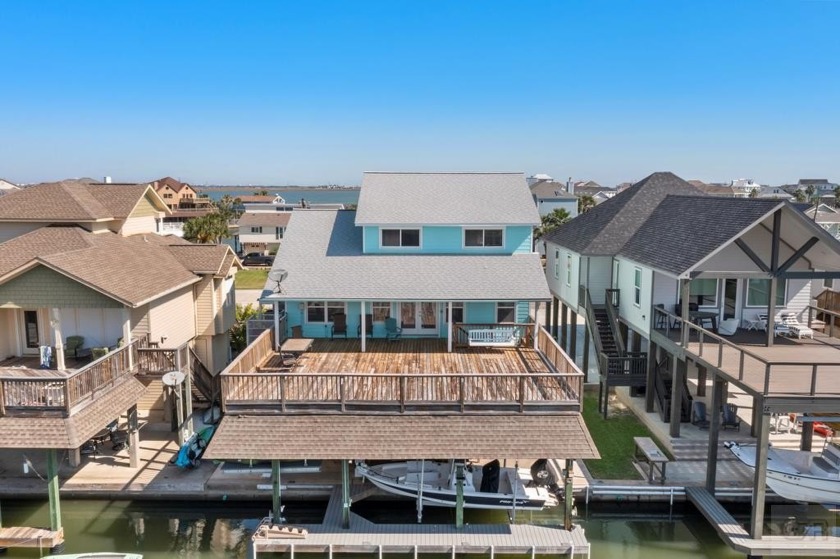 Welcome to 1815 Tiki Drive, a stunning 3-bedroom, 2.5-bath home - Beach Home for sale in Tiki Island, Texas on Beachhouse.com