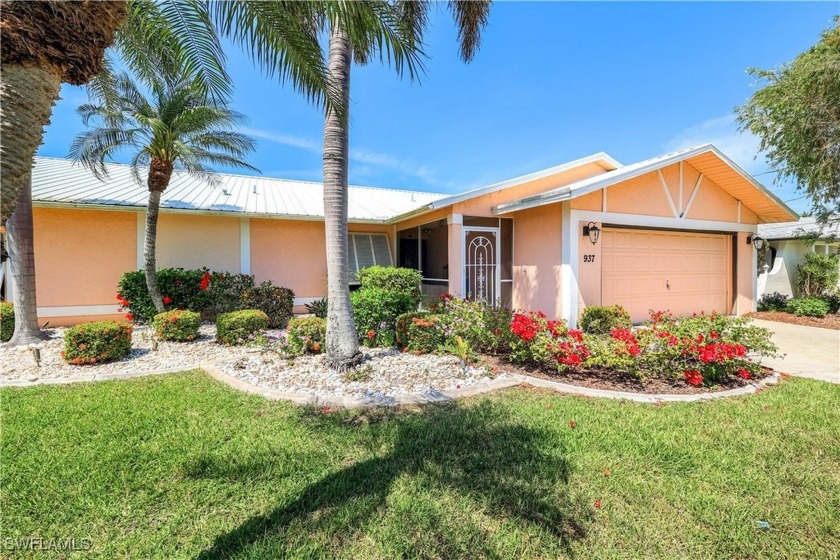 Calling all boaters, with minutes to open water and no bridges - Beach Home for sale in Cape Coral, Florida on Beachhouse.com