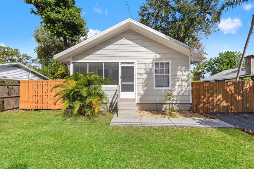 Under contract-accepting backup offers. This charming 3 bedroom - Beach Home for sale in Bradenton, Florida on Beachhouse.com