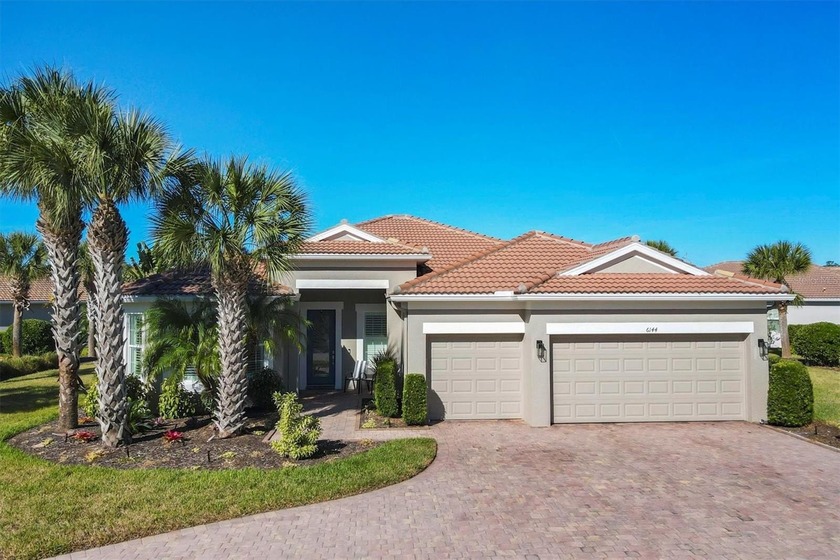 Under contract-accepting backup offers. Stunning Waterfront Home - Beach Home for sale in Sarasota, Florida on Beachhouse.com