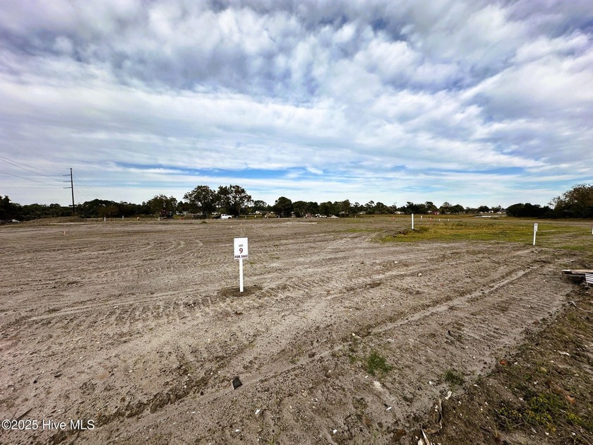 Lot #9 Build your dream home in a prime Morehead City location - Beach Lot for sale in Morehead City, North Carolina on Beachhouse.com