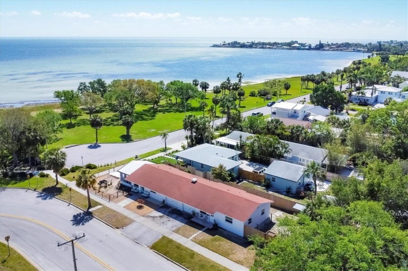 This charming duplex located on Beach Drive SE offers two - Beach Townhome/Townhouse for sale in St. Petersburg, Florida on Beachhouse.com