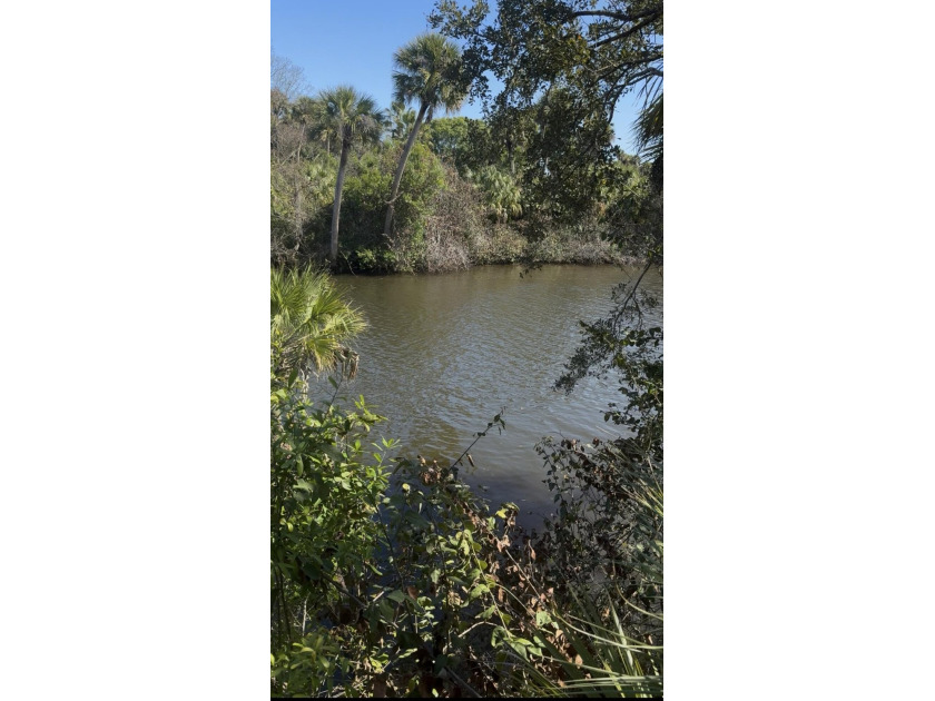 LOCATION, LOCATION, LOCATION...Do not let this opportunity pass - Beach Lot for sale in Port Saint Lucie, Florida on Beachhouse.com