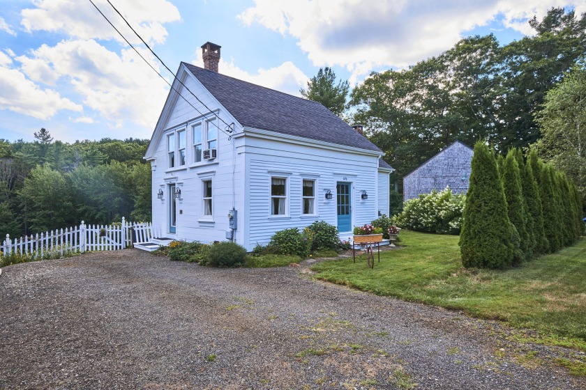 Tastefully renovated 3 bedroom antique cape on a 3.78 acre lot - Beach Home for sale in Rockport, Maine on Beachhouse.com