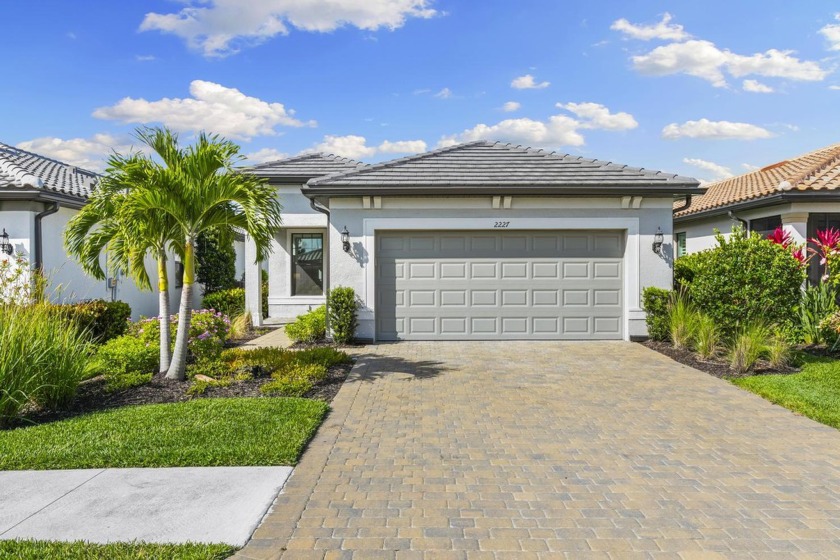 Welcome to your oasis in the gated community of Manatee Cove! - Beach Home for sale in Naples, Florida on Beachhouse.com