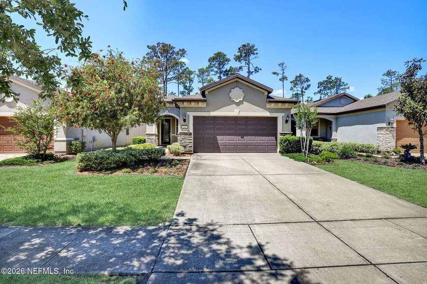 Immaculate 2BR/2BA home with an open floor plan, thoughtful - Beach Home for sale in Ponte Vedra, Florida on Beachhouse.com