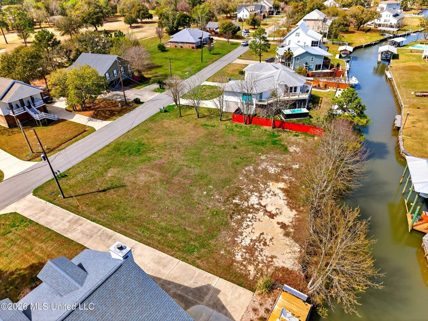 Beautiful cleared waterfront lot! Located in Pass Christian's - Beach Lot for sale in Pass Christian, Mississippi on Beachhouse.com
