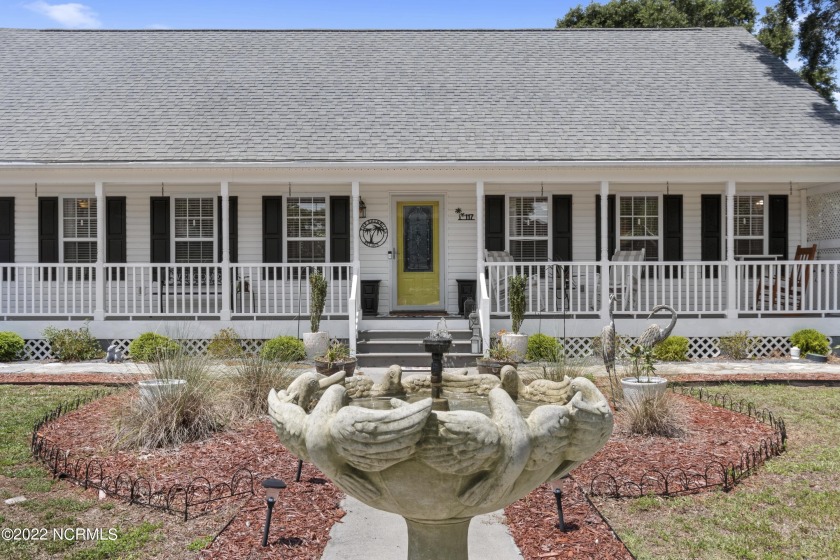 Looking for that special place at the beach?  Desire a little - Beach Home for sale in Oak Island, North Carolina on Beachhouse.com