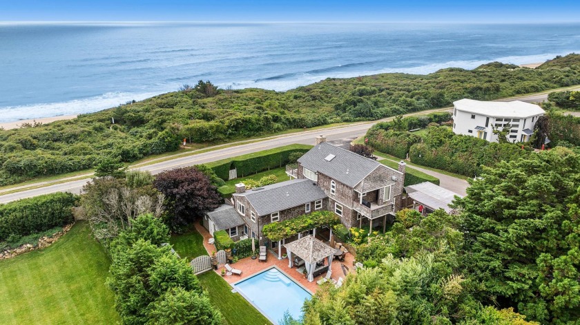 This is an opportunity to own a beautiful traditional style home - Beach Home for sale in Montauk, New York on Beachhouse.com