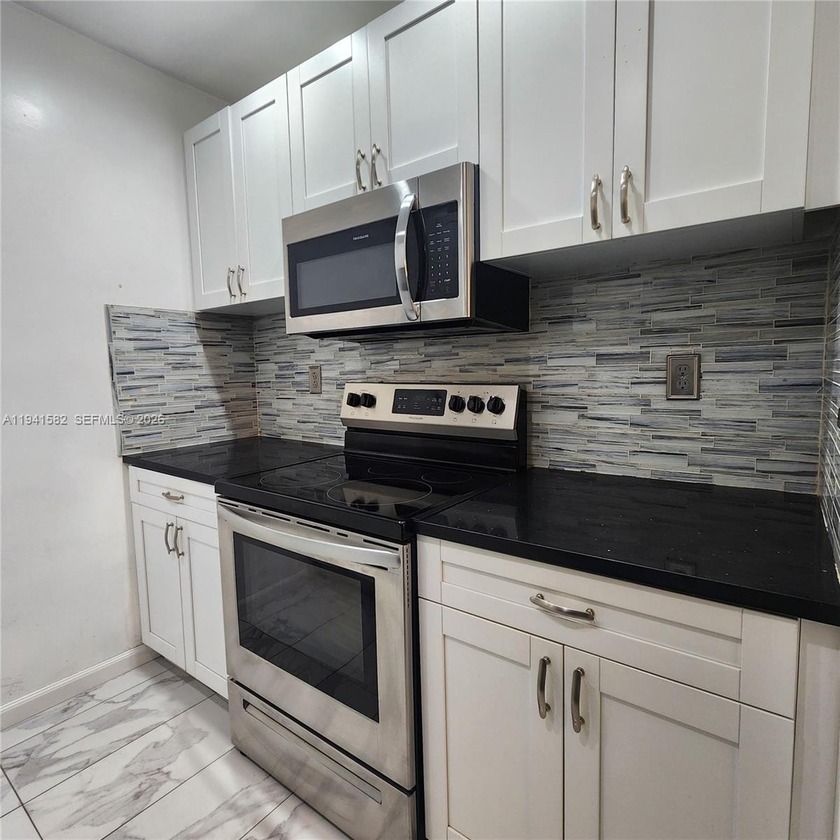 UPDATED CONDO IN A PRIME LOCATION!
This beautifully maintained - Beach Condo for sale in Fort Lauderdale, Florida on Beachhouse.com
