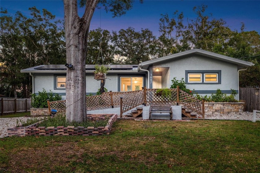 HIGH AND DRY! THIS HOME NEVER FLOODED! Welcome to this charming - Beach Home for sale in Oldsmar, Florida on Beachhouse.com