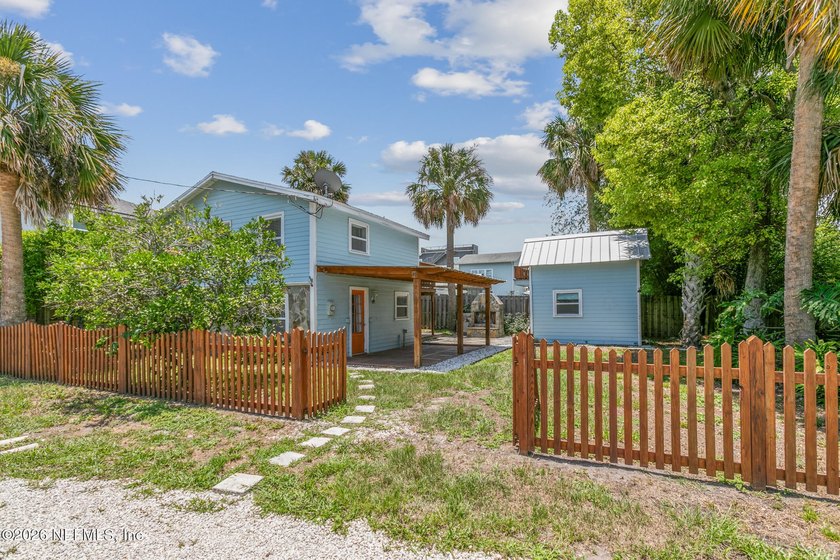 Charming 2-bedroom, 2-bathroom beach cottage just a short walk - Beach Home for sale in Jacksonville Beach, Florida on Beachhouse.com