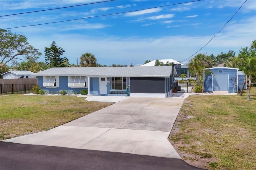 ***NO HURRICANE OR FLOOD DAMAGE***

***FULLY FURNISHED - Beach Home for sale in Englewood, Florida on Beachhouse.com