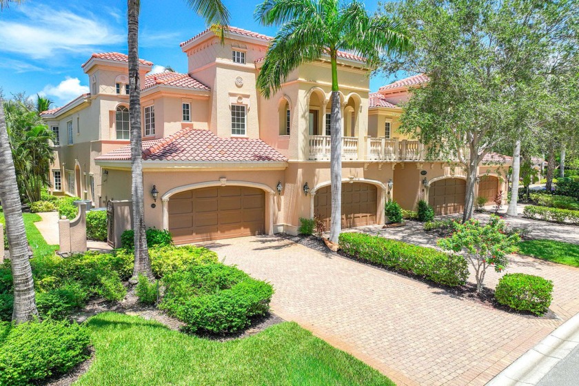 IMMEDIATE GOLF MEMBERSHIP AVAILABLE. Difficult to get but all - Beach Condo for sale in Naples, Florida on Beachhouse.com