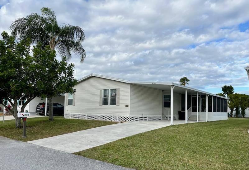 MOTIVATED SELLERS ARE OFFERING A GORGEOUS NEWLY RENOVATED - Beach Home for sale in Fort Pierce, Florida on Beachhouse.com