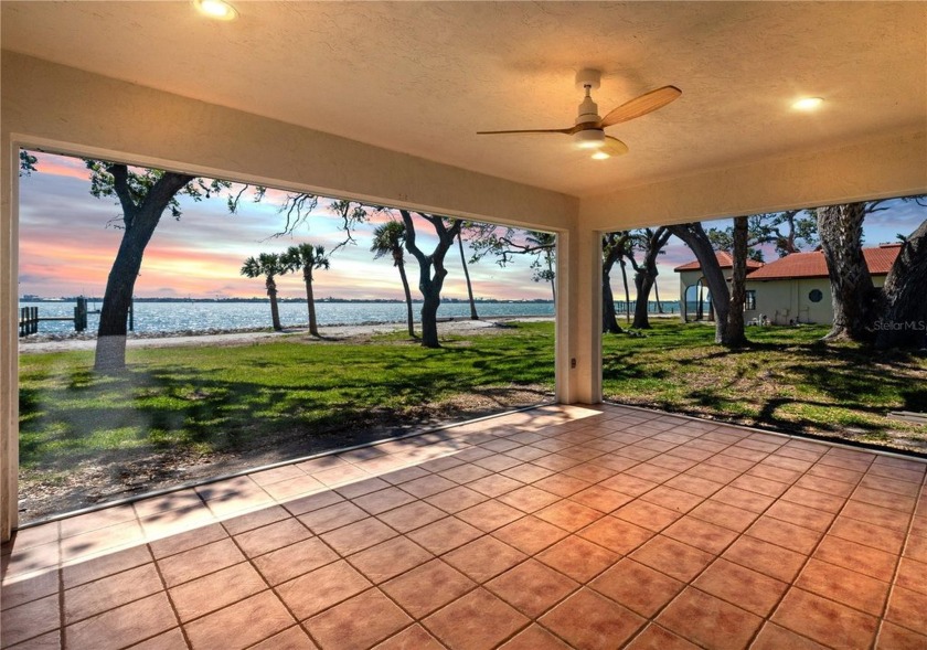 One or more photo(s) has been virtually staged - Beach Home for sale in Englewood, Florida on Beachhouse.com