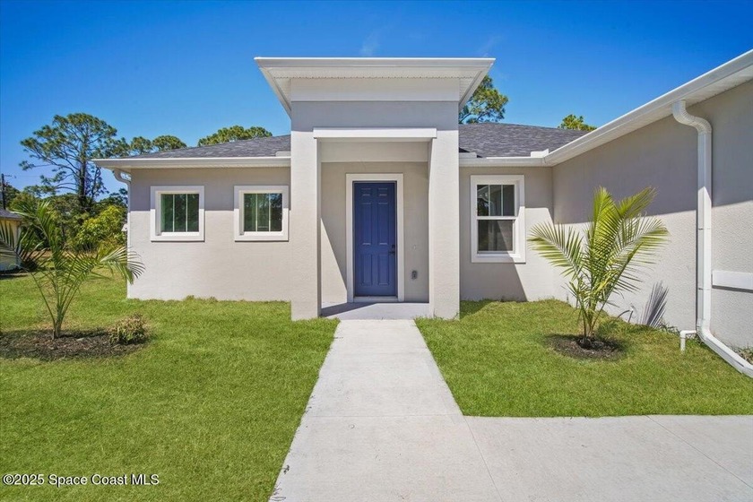 HUGE OPPORTUNITY to own this stunning New Construction Home - Beach Home for sale in Palm Bay, Florida on Beachhouse.com