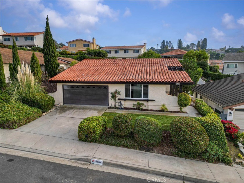 Located in the serene community of Rancho Palos Verdes, this - Beach Home for sale in Rancho Palos Verdes, California on Beachhouse.com