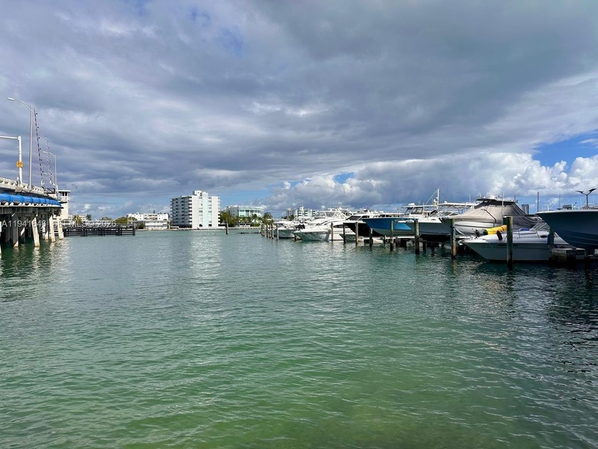 Unrestricted 60' yacht slip located in North Bay Village - Beach Lot for sale in North Bay Village, Florida on Beachhouse.com