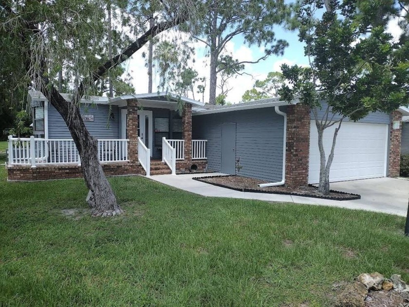 Unfurnished 2-bedroom, 2-bath manufactured home in Pine Lakes - Beach Home for sale in North Fort Myers, Florida on Beachhouse.com