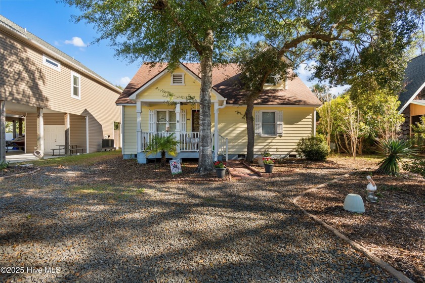 The official cottage of charm in Oak Island! This mostly - Beach Home for sale in Oak Island, North Carolina on Beachhouse.com